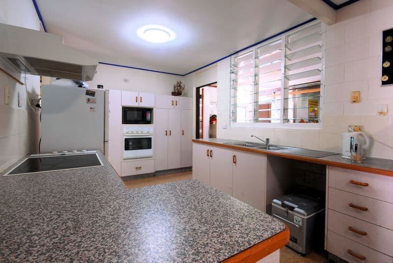 81 Albert Street, CRANBROOK QLD 4814, Cranbrook - Thumbnail 2