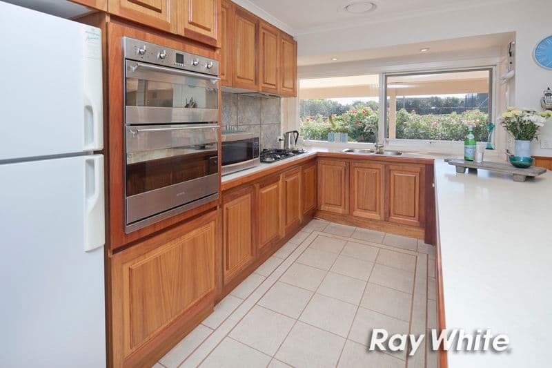 15 Fernwood Drive, Langwarrin VIC 3910, Langwarrin - Thumbnail 5