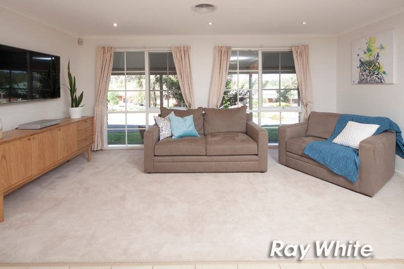 15 Fernwood Drive, Langwarrin VIC 3910, Langwarrin - Thumbnail 8
