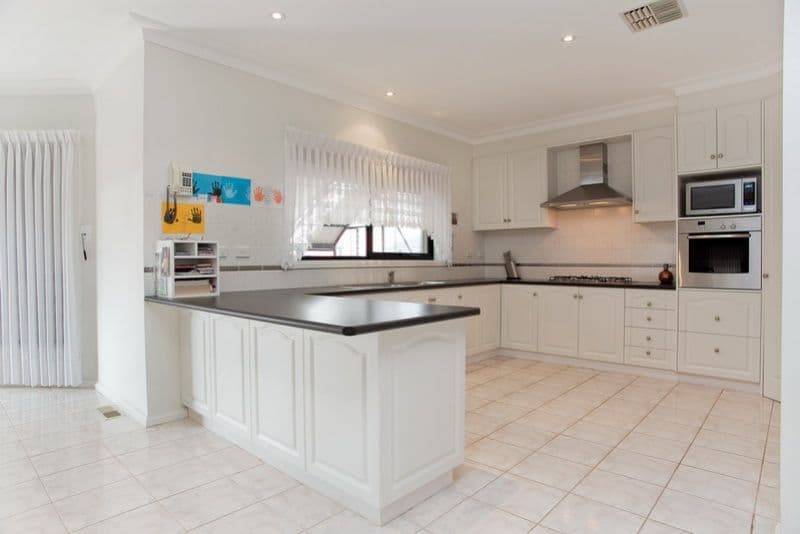 77 Trinity Way, SOUTH MORANG VIC 3752, South Morang - Thumbnail 2