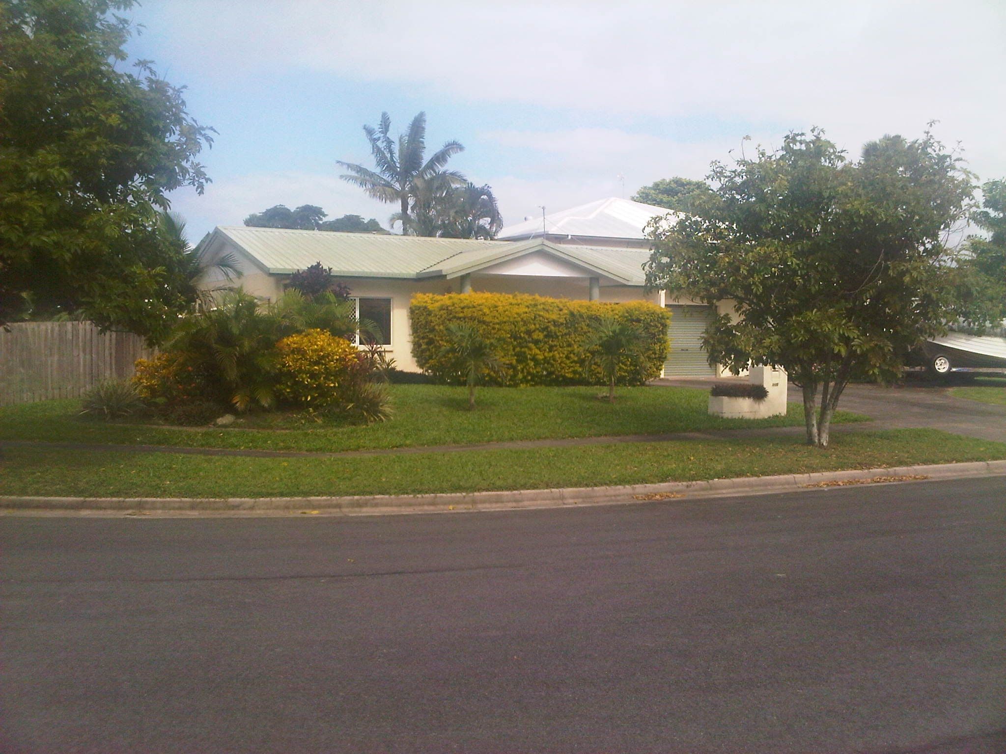 17 Ingham Court, MOOROOBOOL QLD 4870, Mooroobool - Thumbnail 4