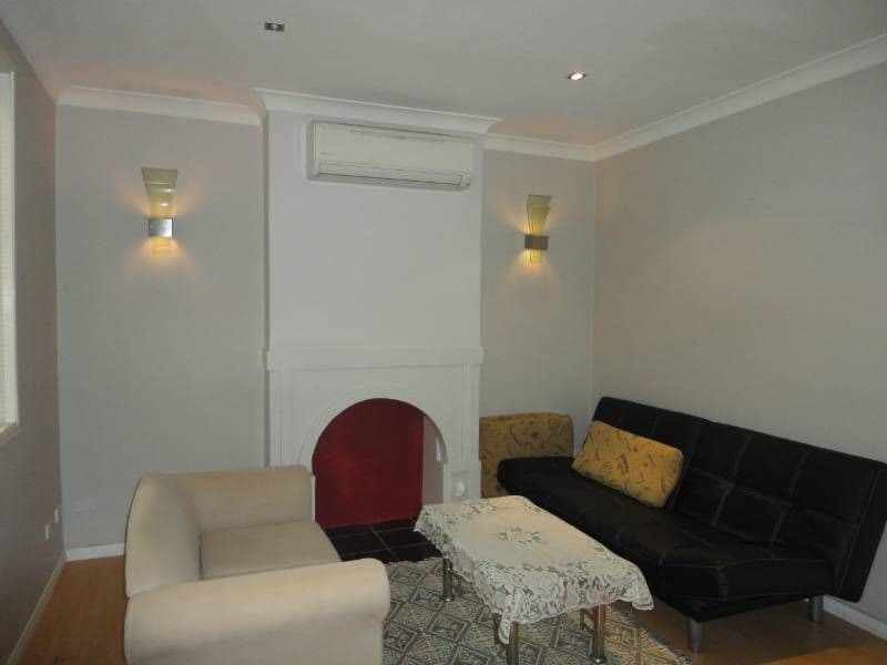 20 Carrington Street, GRANVILLE NSW 2142, Granville - Thumbnail 2