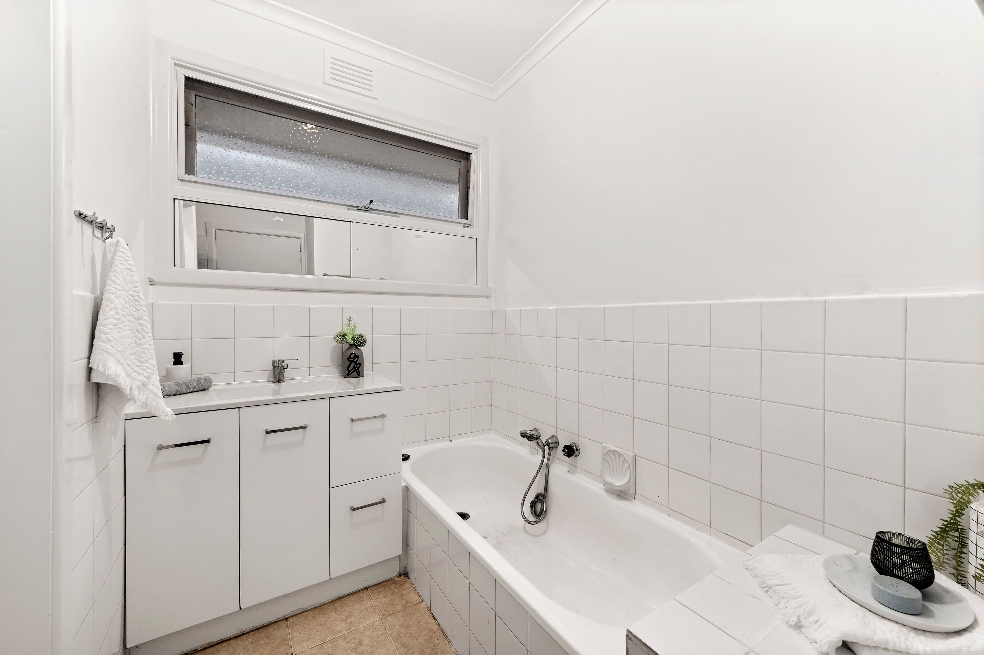 42 Lewis Road, Wantirna South VIC 3152, Wantirna South - Thumbnail 8