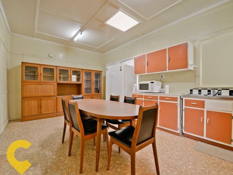 12 Handcroft Street, Wavell Heights - Thumbnail 3