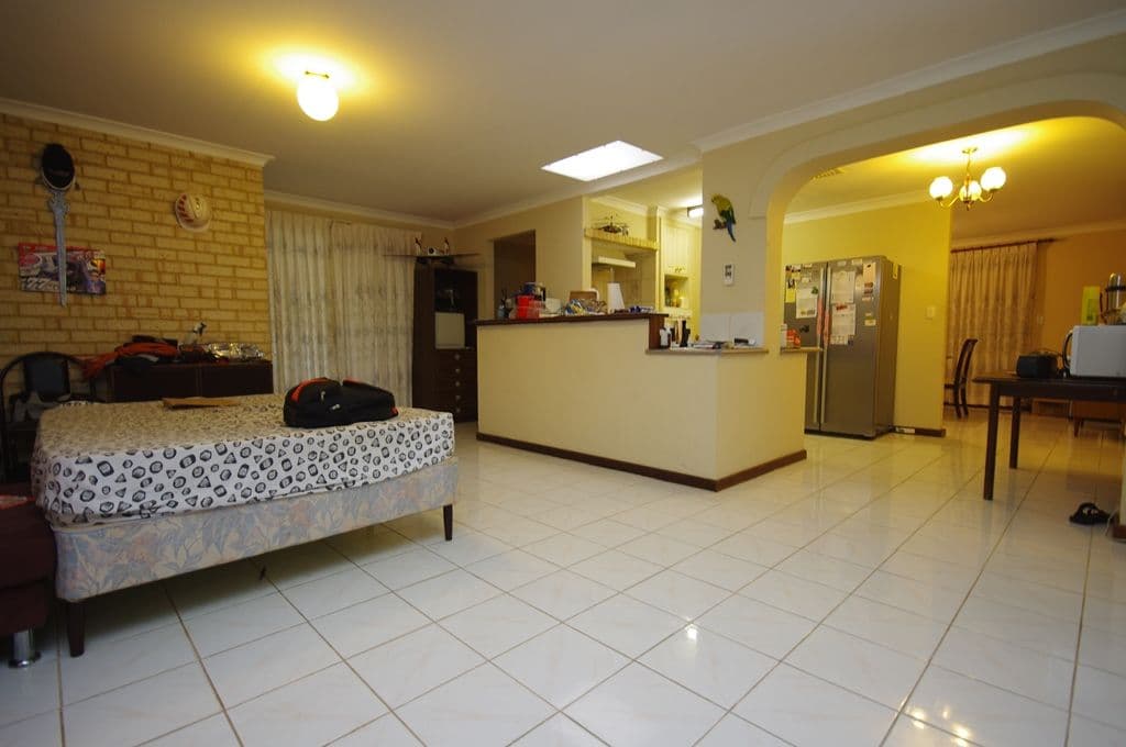 16 Roydon Way, GIRRAWHEEN WA 6064, Girrawheen - Thumbnail 6