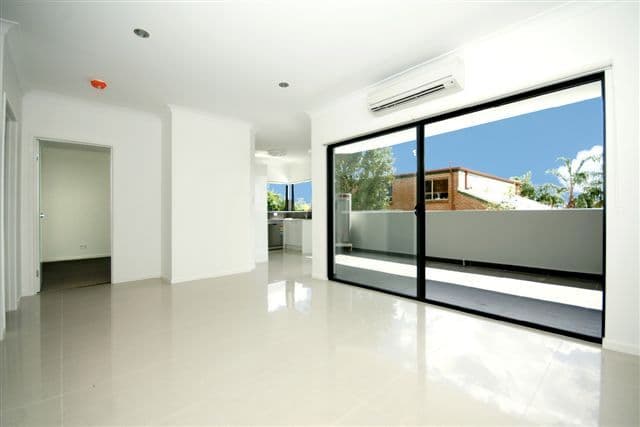 7 Ivanhoe Street, ANNERLEY QLD 4103, Annerley - Thumbnail 4