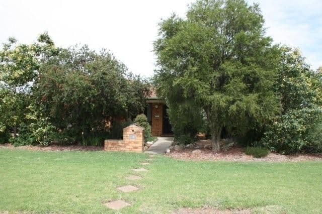 360 Honour Avenue, COROWA NSW 2646, Corowa - Image 1