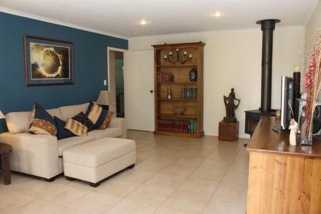360 Honour Avenue, COROWA NSW 2646, Corowa - Thumbnail 6