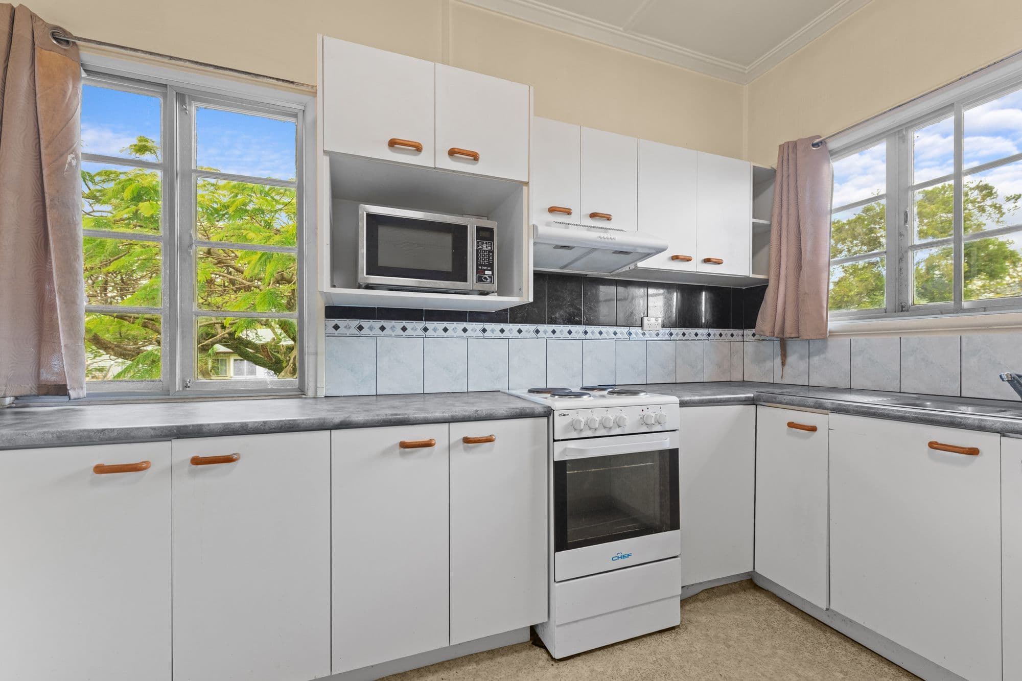 29 Williams Avenue, Hendra QLD 4011, Hendra - Thumbnail 4