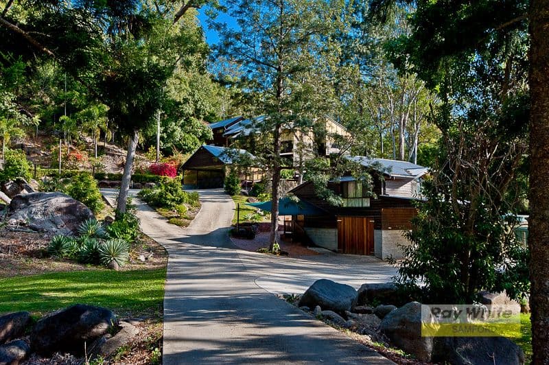 27 Nullamanna Road, CAMP MOUNTAIN QLD 4520, Camp Mountain - Thumbnail 2