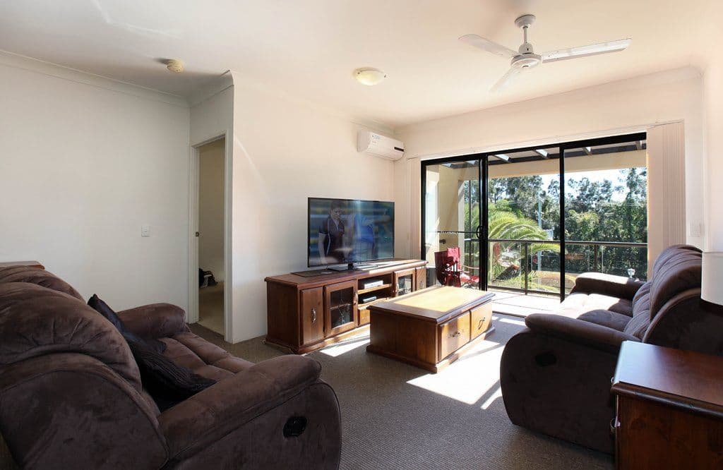 58 'Bella Vista on the Water' 24 Slatyer Avenue, BUNDALL QLD 4217, Bundall - Thumbnail 3