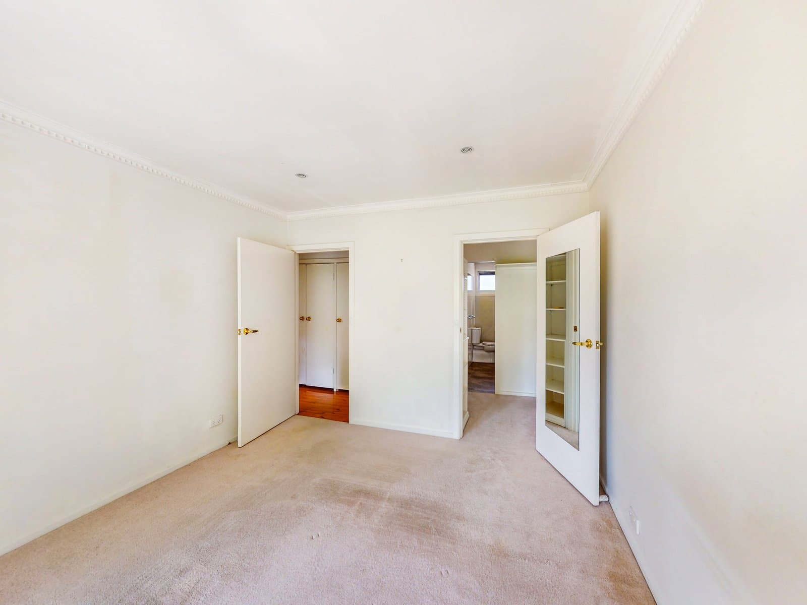 1/2 Valda Avenue, Mont Albert North VIC 3129, Mont Albert North - Thumbnail 7