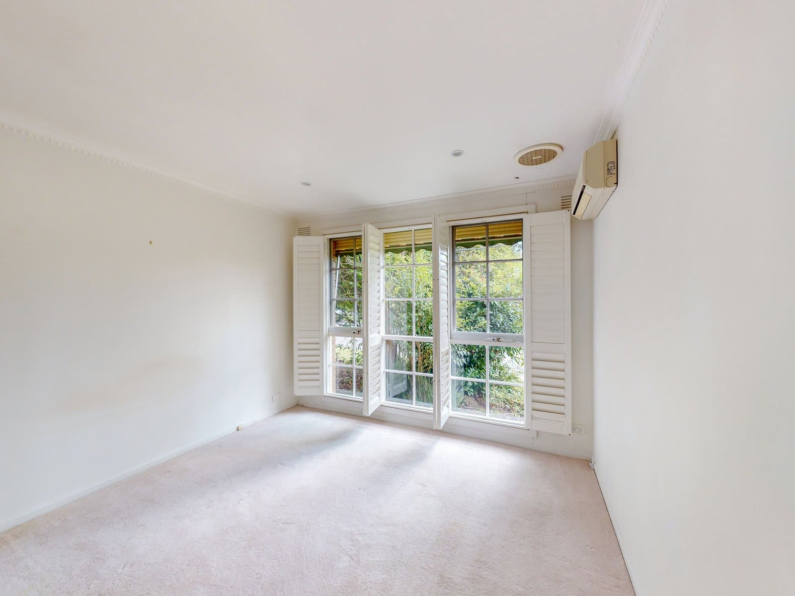 1/2 Valda Avenue, Mont Albert North VIC 3129, Mont Albert North - Thumbnail 8
