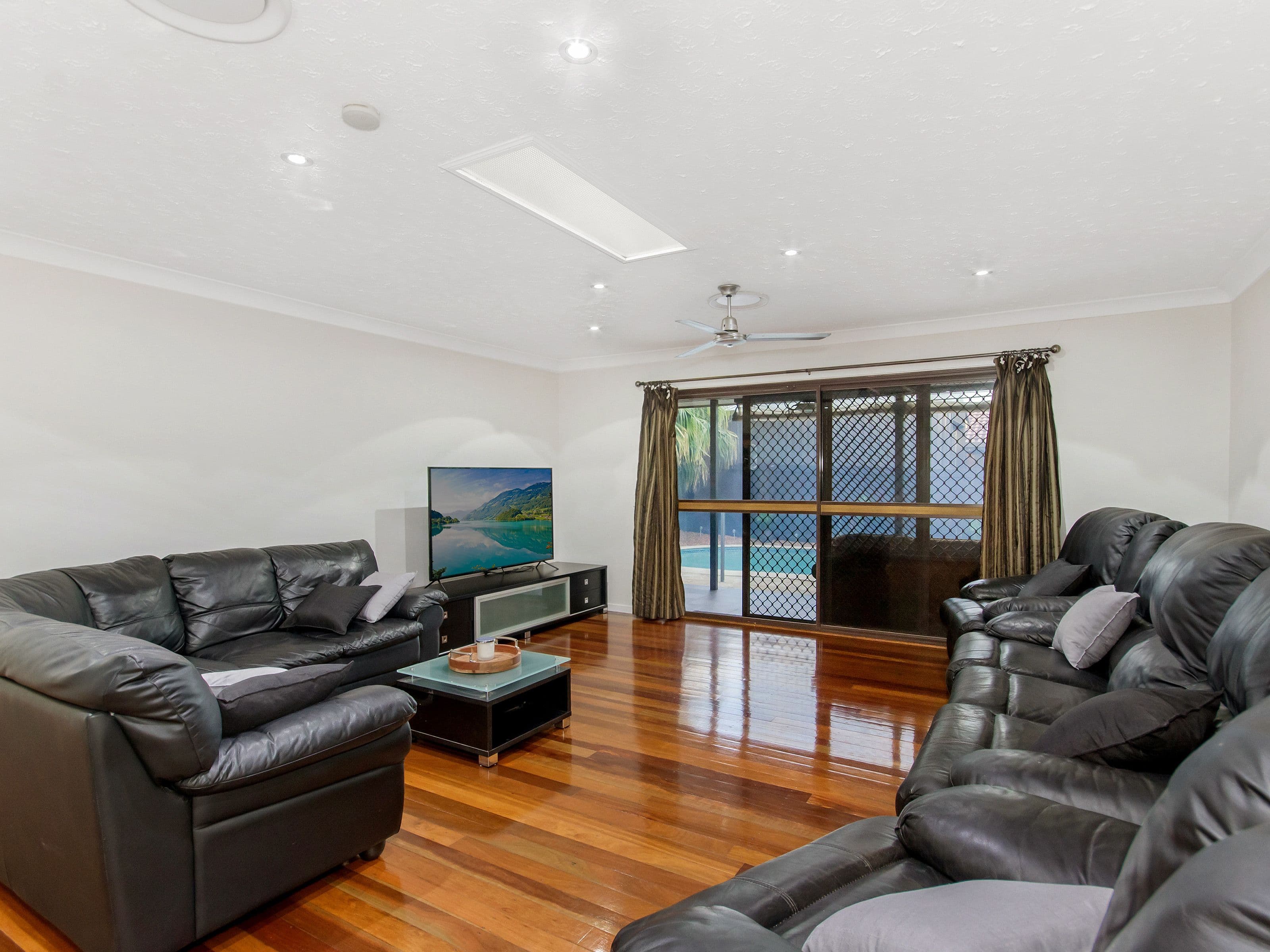 24 Bartlett Avenue, Nerang QLD 4211, Nerang - Thumbnail 7