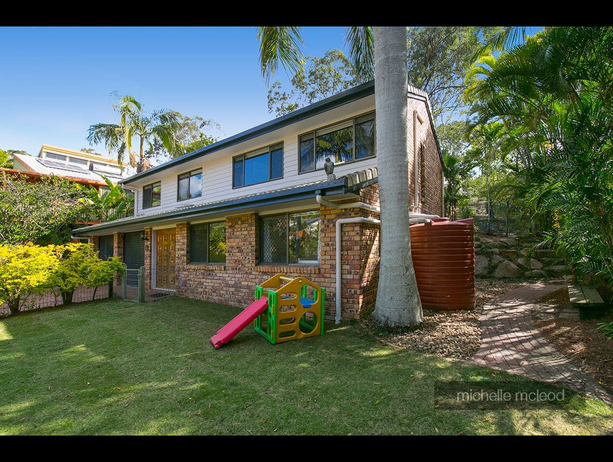51 Goolman Street, Chapel Hill QLD 4069, Chapel Hill - Thumbnail 2