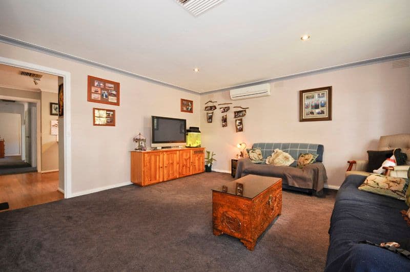 10 Toolimerin Avenue, BAYSWATER NORTH VIC 3153, Bayswater North - Thumbnail 4