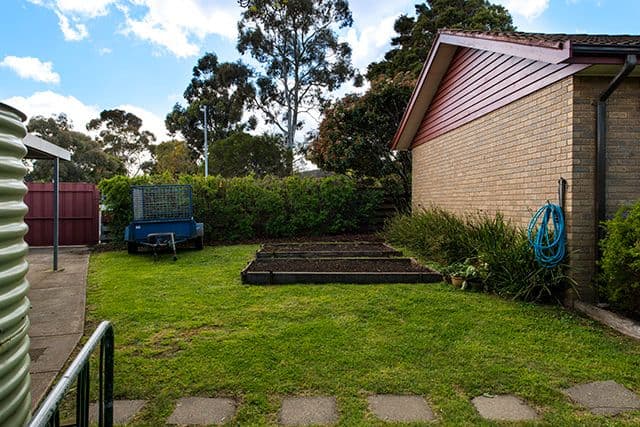 14 Windermere Drive, FERNTREE GULLY VIC 3156, Ferntree Gully - Thumbnail 4