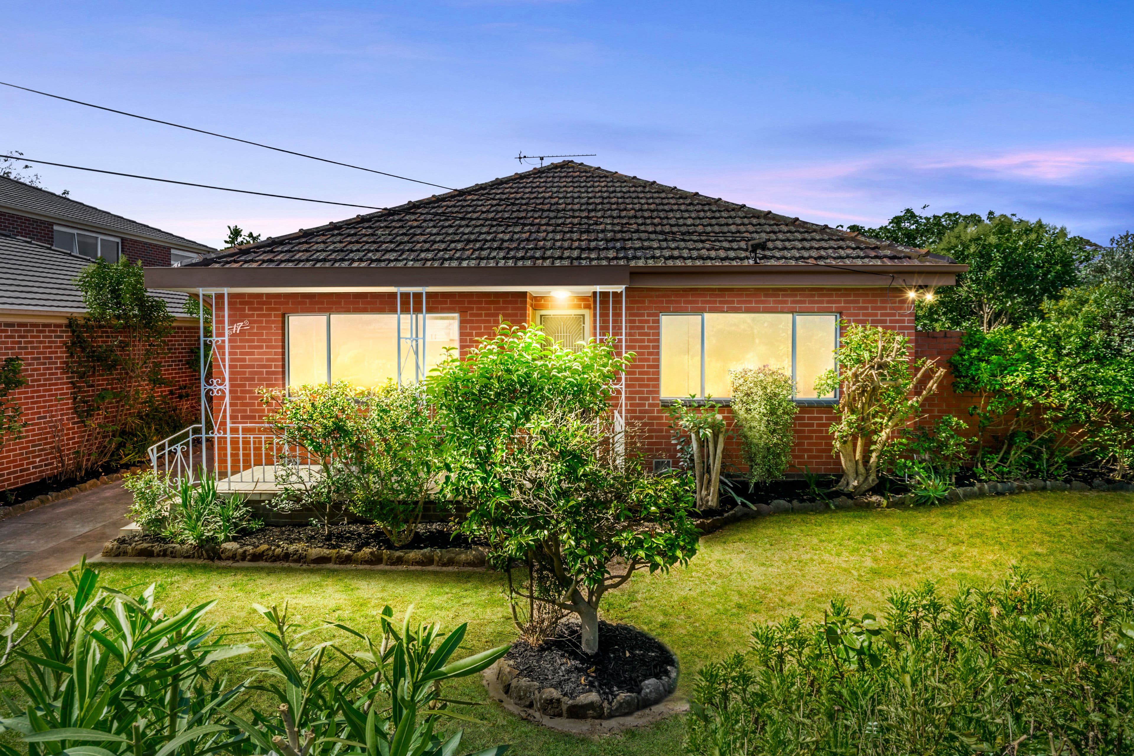 17 Vernon Street, Huntingdale VIC 3166, Huntingdale - Image 1