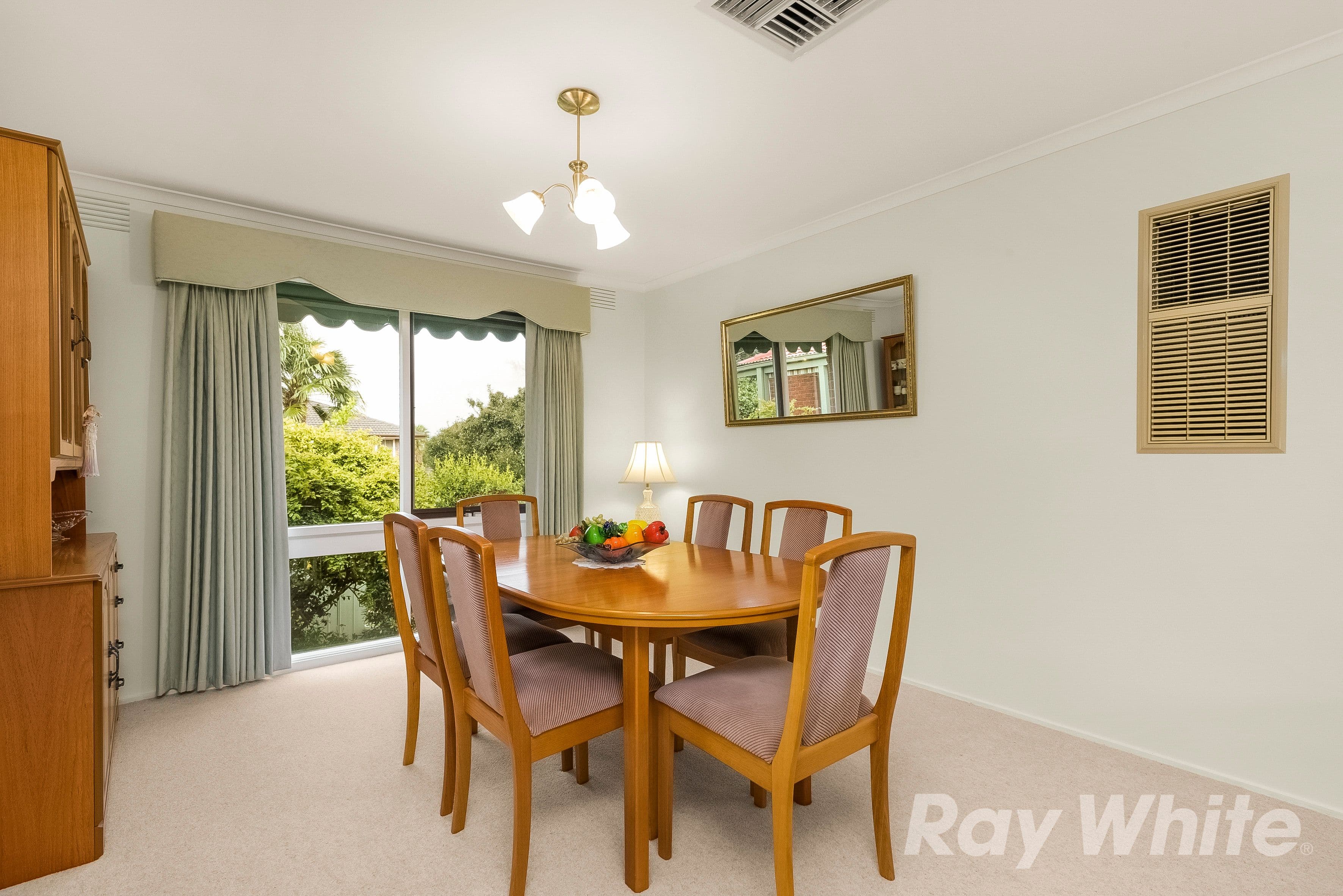 21 Kawana Crescent, Glen Waverley VIC 3150, Glen Waverley - Thumbnail 3