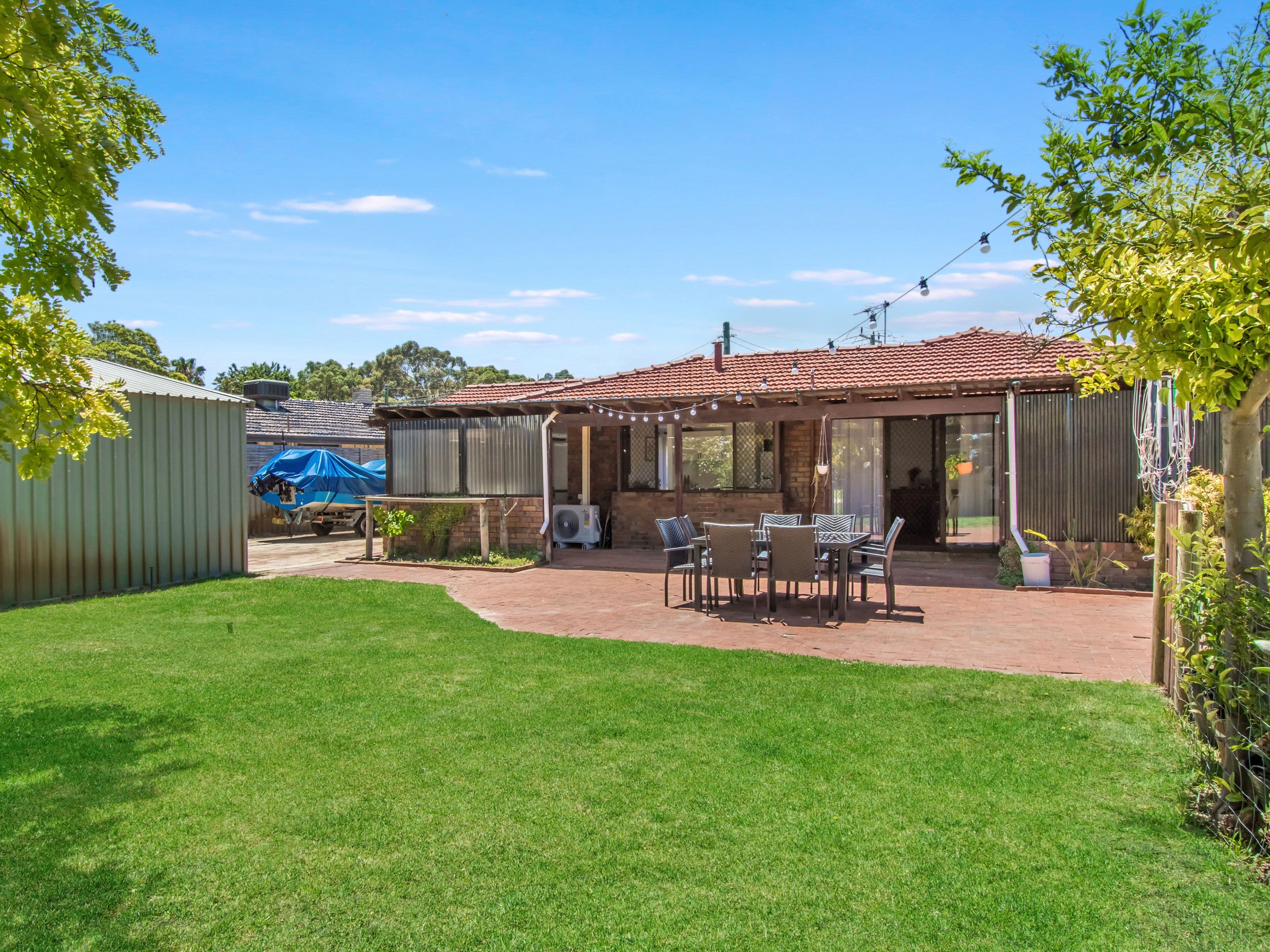 86 Seabrooke Avenue, Rockingham WA 6168, Rockingham - Thumbnail 2