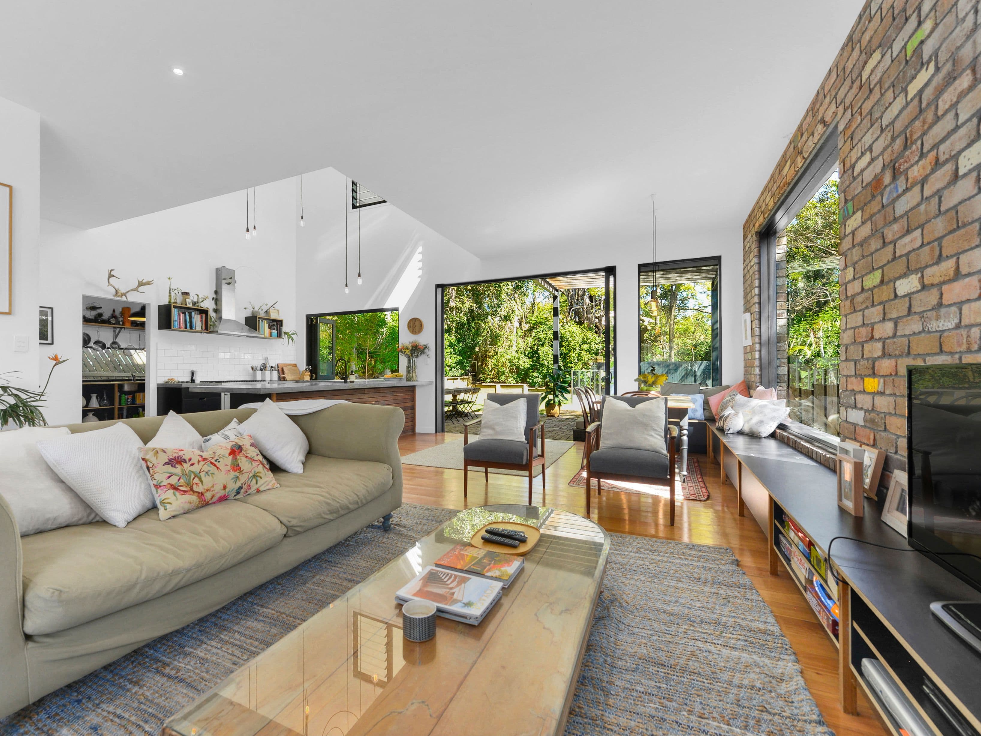 94 Glenlyon Drive, Ashgrove QLD 4060, Ashgrove - Thumbnail 3