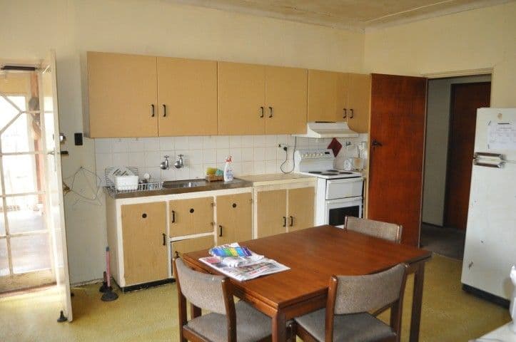 7 Linden Avenue, PUNCHBOWL NSW 2196, Punchbowl - Thumbnail 2