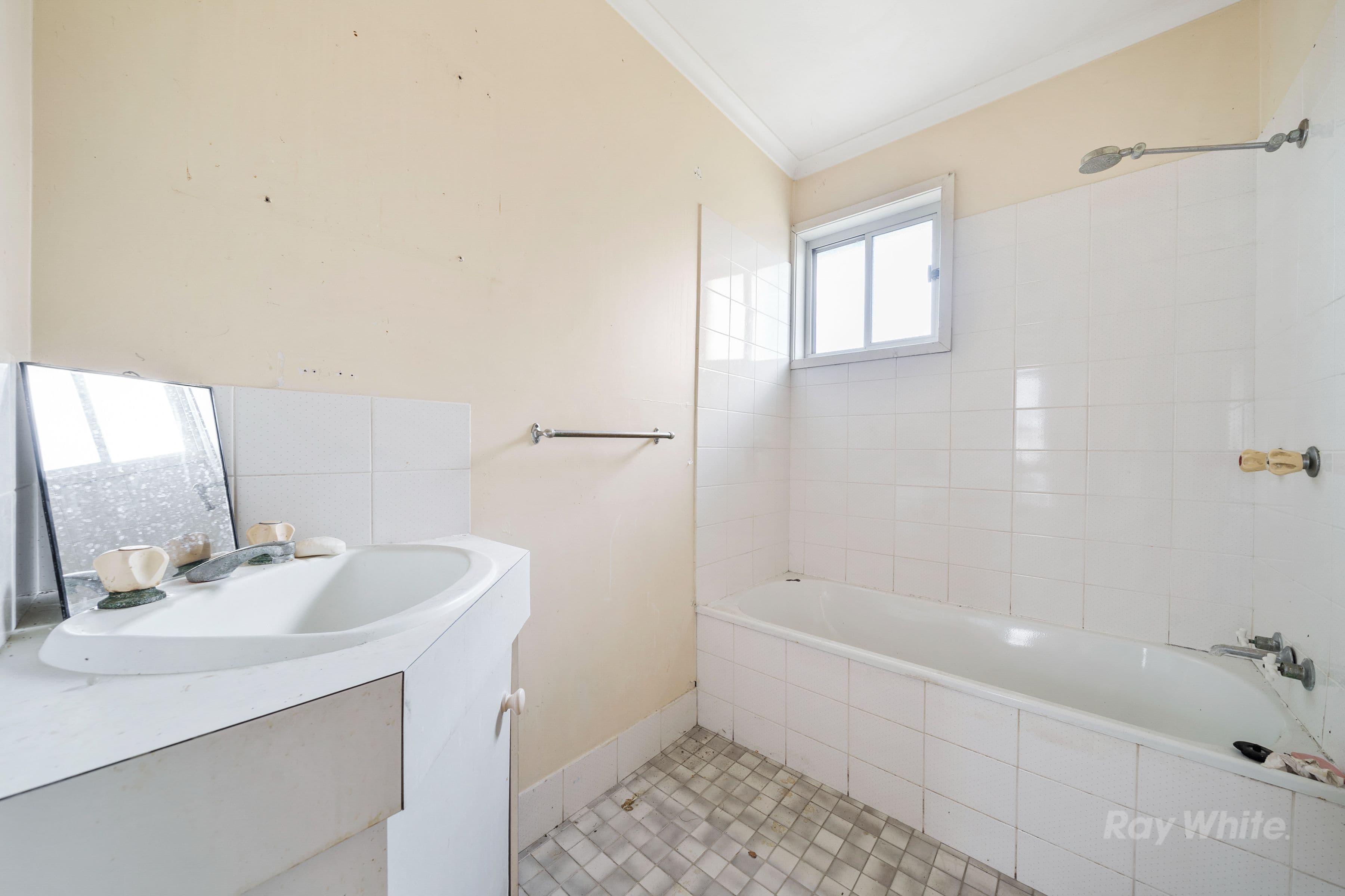 18 Schmidt Road, Eagleby QLD 4207, Eagleby - Thumbnail 8
