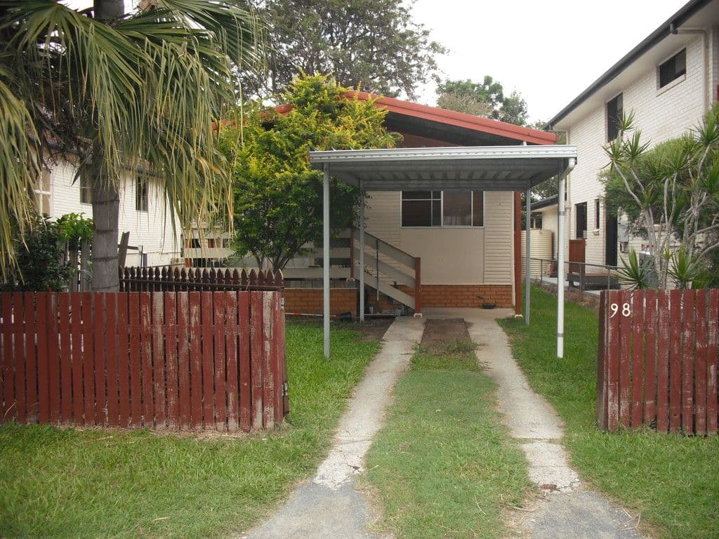 98 Thomas Street, Birkdale QLD 4159, Birkdale - Thumbnail 2