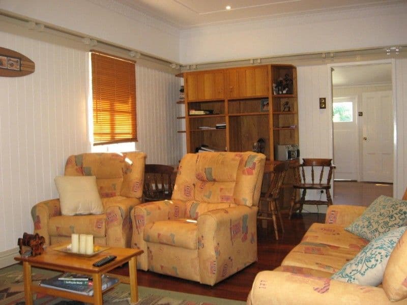 7 Glenfern Avenue, KEDRON QLD 4031, Kedron - Thumbnail 6