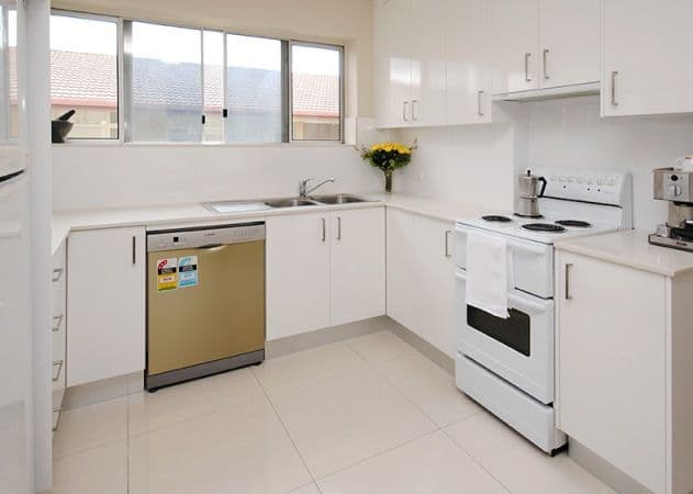 38 Rosemount Terrace, WINDSOR QLD 4030, Windsor - Thumbnail 2