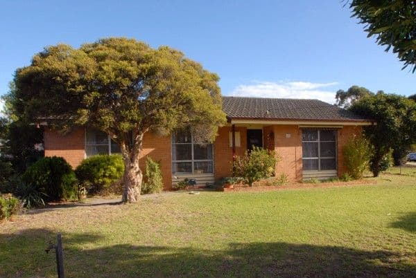 60 Tamarisk Drive, FRANKSTON NORTH VIC 3200, Frankston North - Thumbnail 2