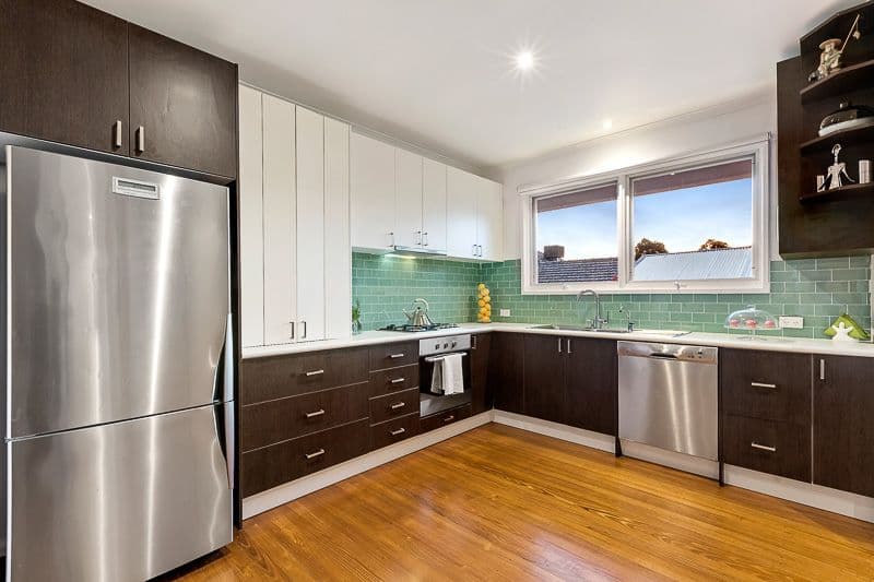 17 Olive Avenue, Mount Waverley VIC 3149, Mount Waverley - Thumbnail 3