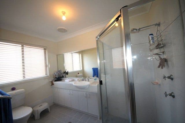 2 LILAC Street, PUNCHBOWL NSW 2196, Punchbowl - Thumbnail 5