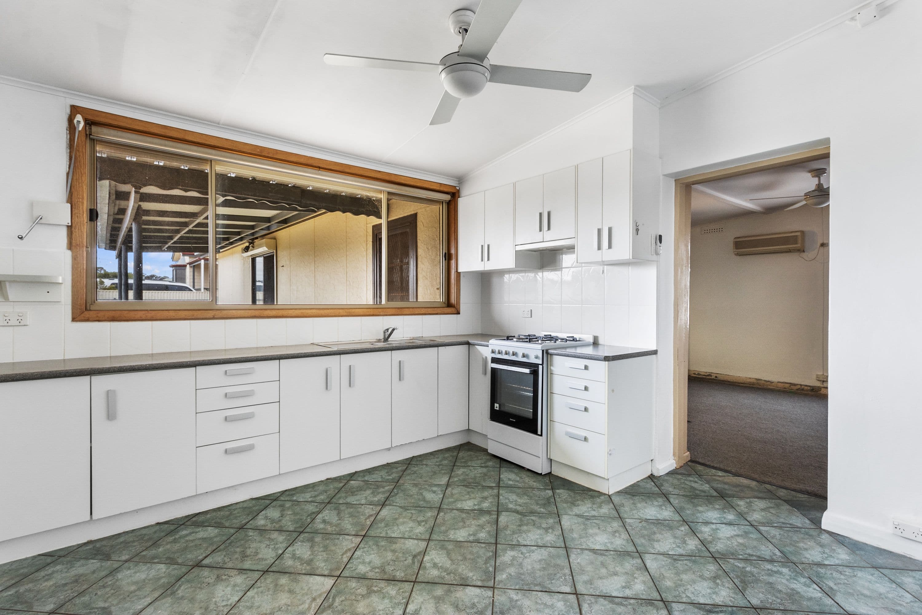 37A Victoria Street, Yorketown SA 5576, Yorketown - Thumbnail 3