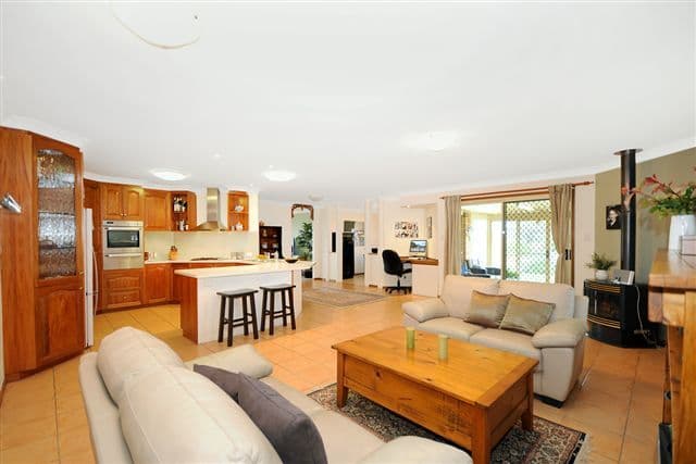 25 Peters Road, MERINGANDAN WEST QLD 4352, Meringandan West - Thumbnail 3