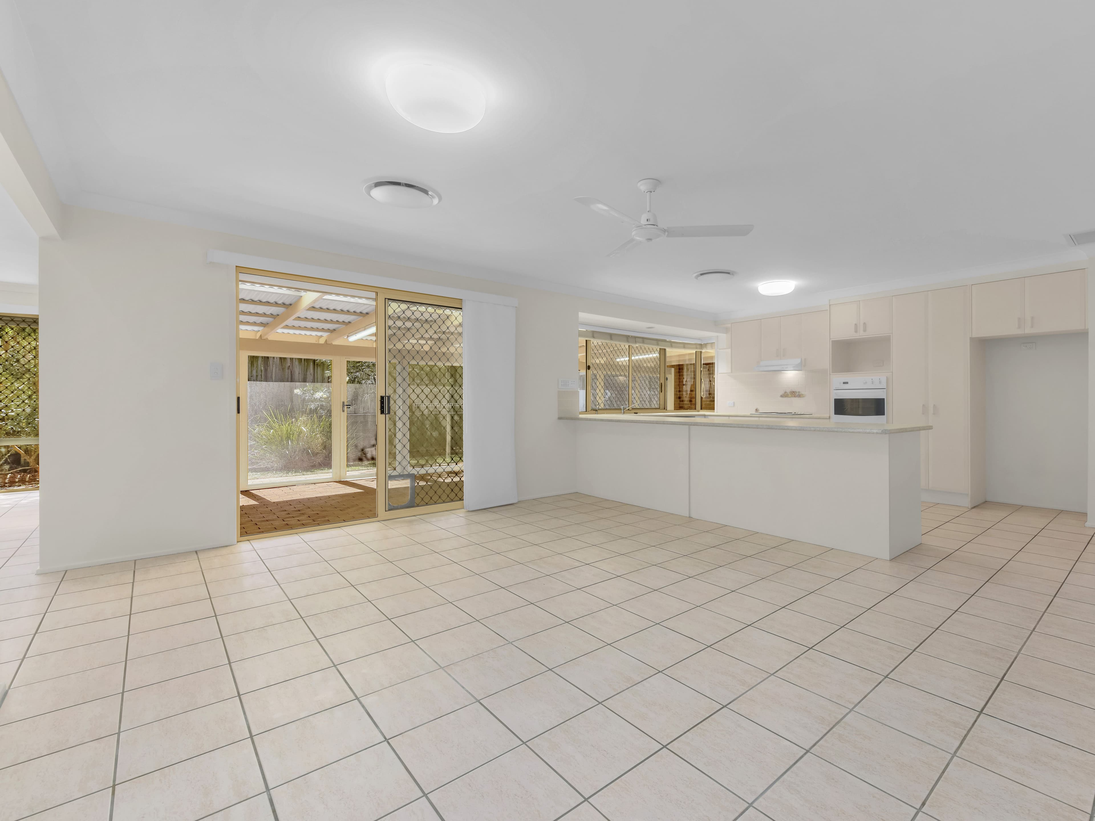 7 Kensington Place, Bridgeman Downs QLD 4035, Bridgeman Downs - Thumbnail 5