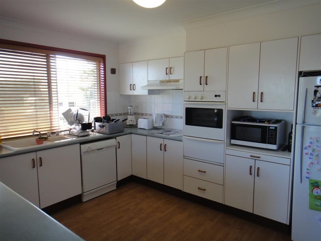 22 Campbell Avenue, ANNA BAY NSW 2316, Anna Bay - Thumbnail 4
