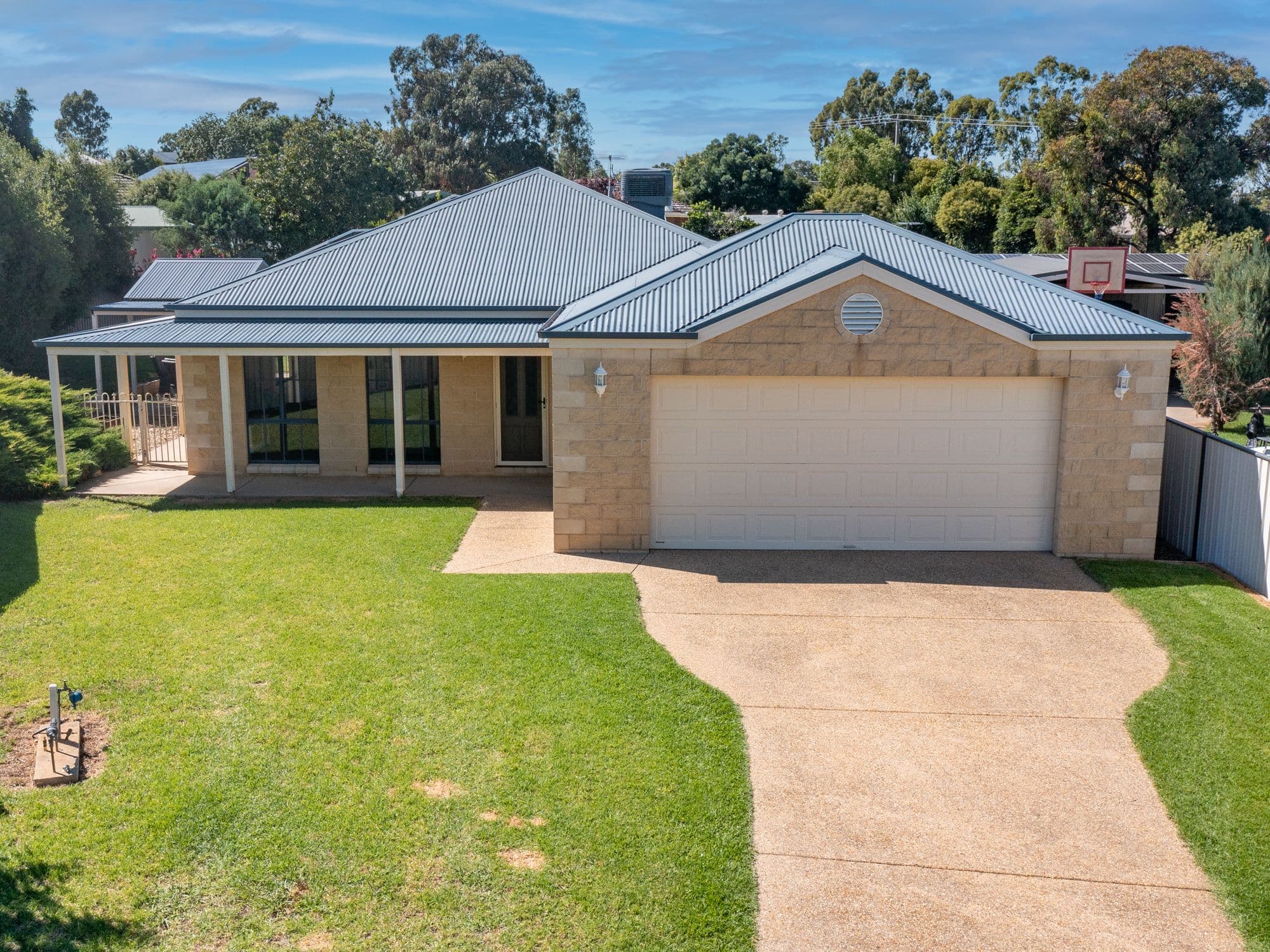 15 Muscat Court, Rutherglen VIC 3685, Rutherglen - Thumbnail 2