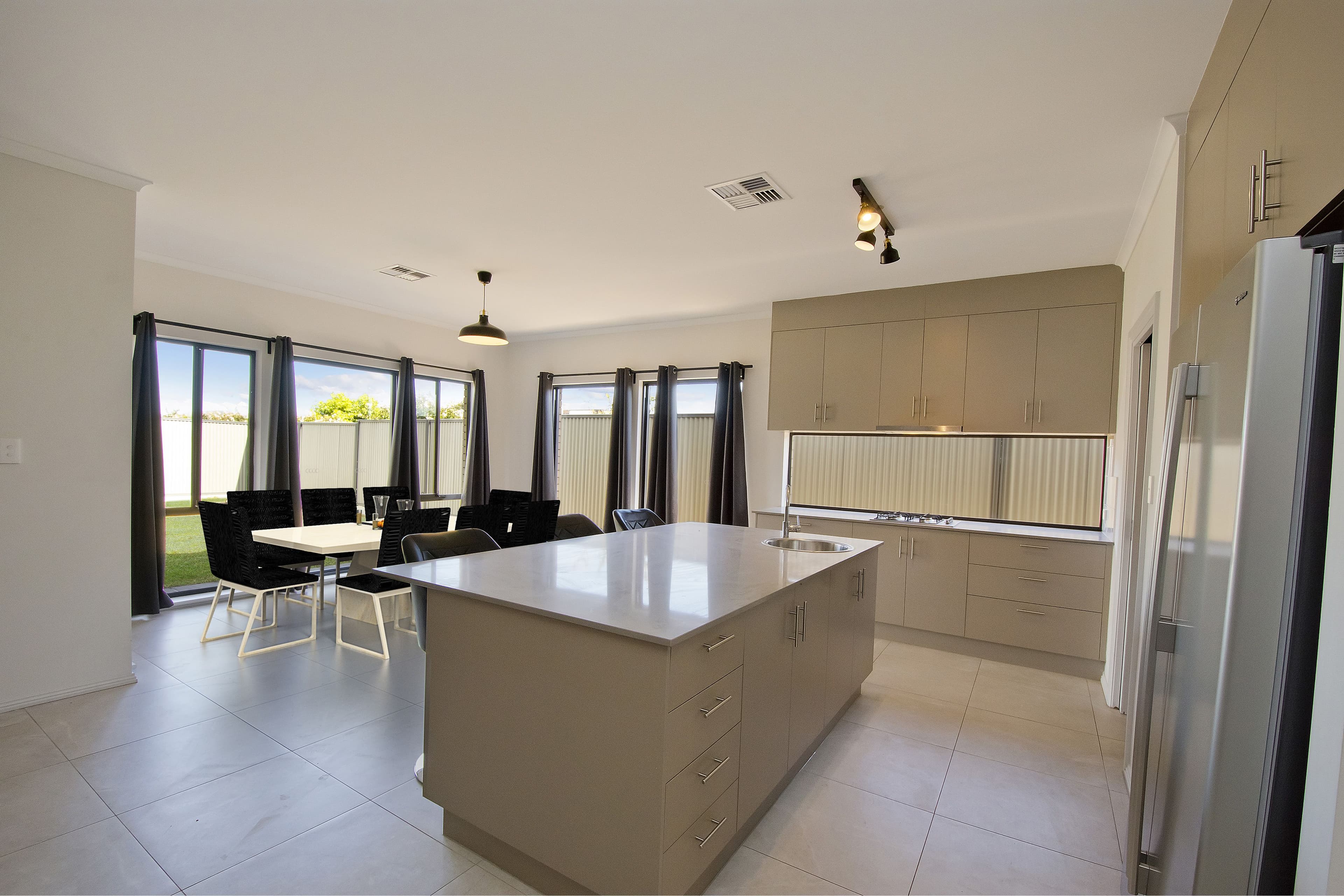 24 Burke Circuit, EYRE SA 5121, Eyre - Thumbnail 2