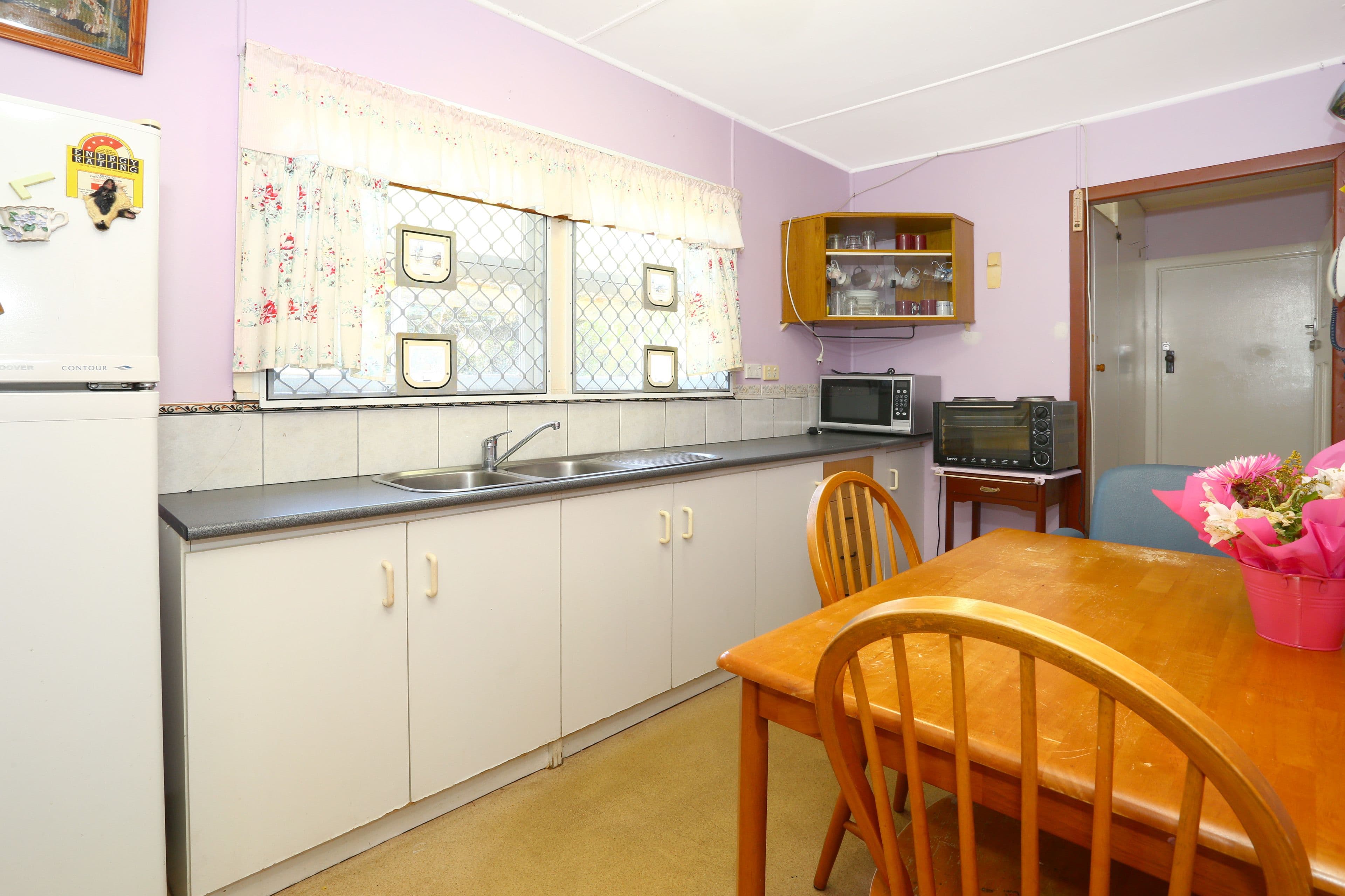 27 West King Street, Southport QLD 4215, Southport - Thumbnail 6