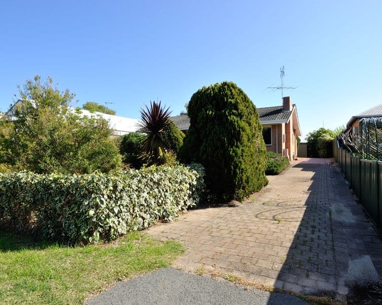 62 Lake Street, Rockingham WA 6168, Rockingham - Thumbnail 2