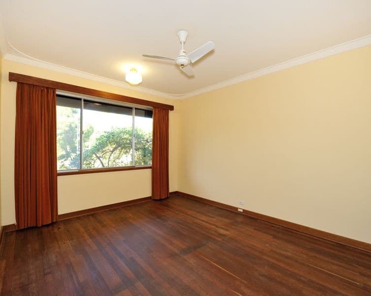 62 Lake Street, Rockingham WA 6168, Rockingham - Thumbnail 5