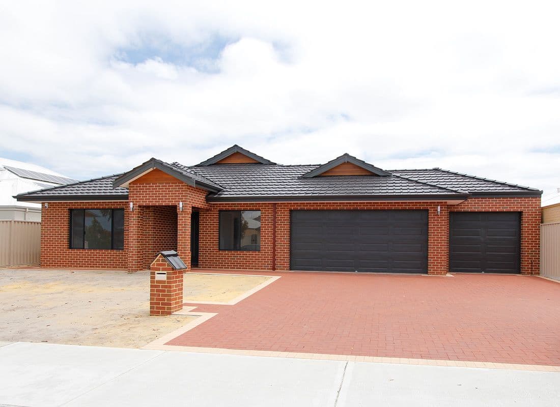 84 Waterfoot Loop, CANNING VALE WA 6155, Canning Vale - Image 1
