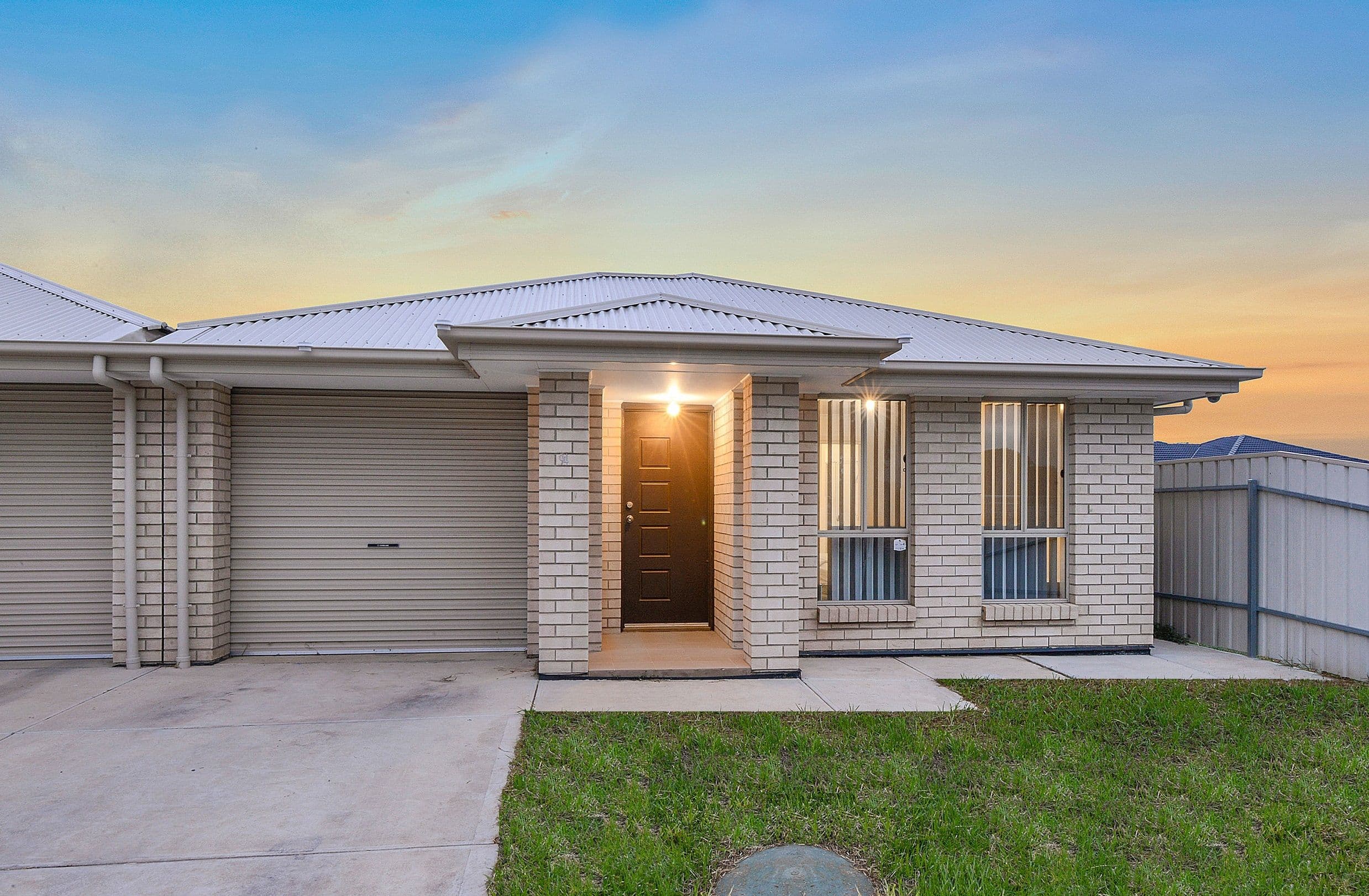 1/16 Broadmeadows Road, Tullamarine VIC 3043, Tullamarine - Thumbnail 2