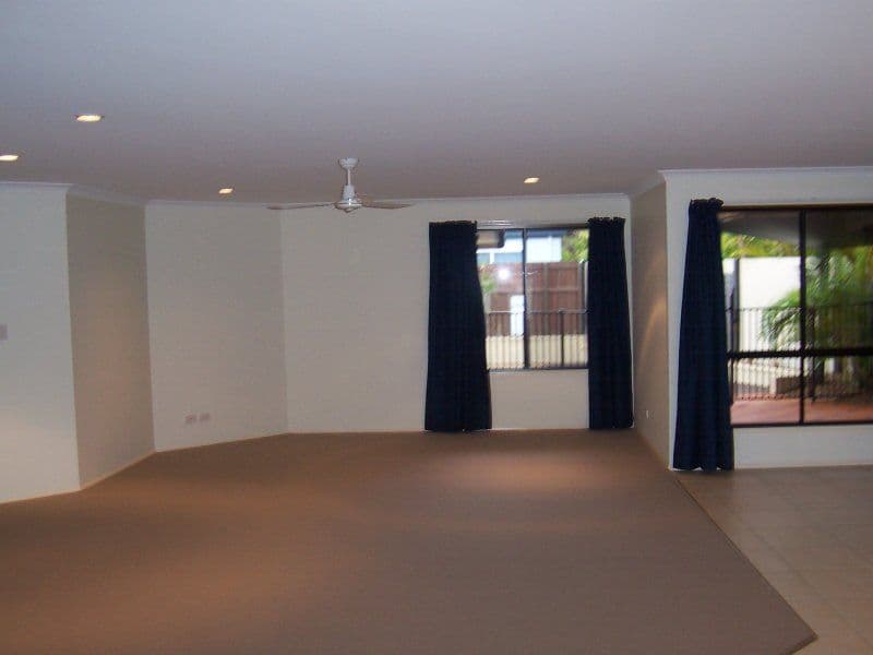 100 VOYAGERS Drive, BANKSIA BEACH QLD 4507, Banksia Beach - Thumbnail 7
