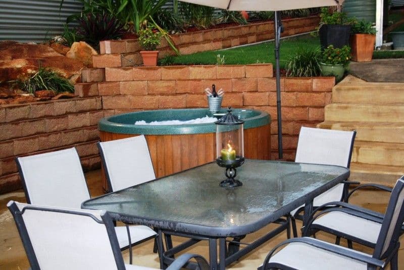 22 Mahoney Street, MUNDUBBERA QLD 4626, Mundubbera - Thumbnail 2