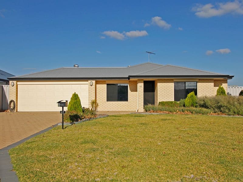 47 Pensacola Avenue, Caversham WA 6055, Caversham - Image 1