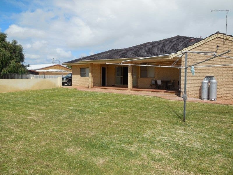 7 Mullins Way, LANCELIN WA 6044, Lancelin - Thumbnail 4