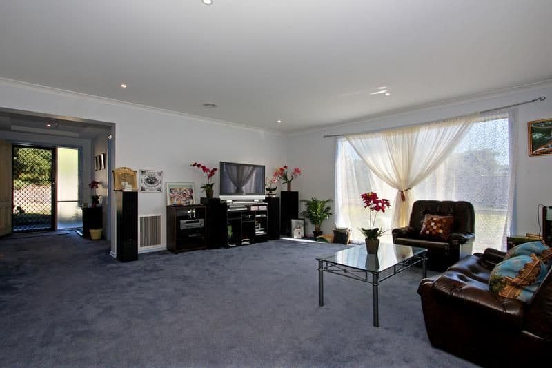 25 Parkedge Circuit, ROSEBUD VIC 3939, Rosebud - Thumbnail 5