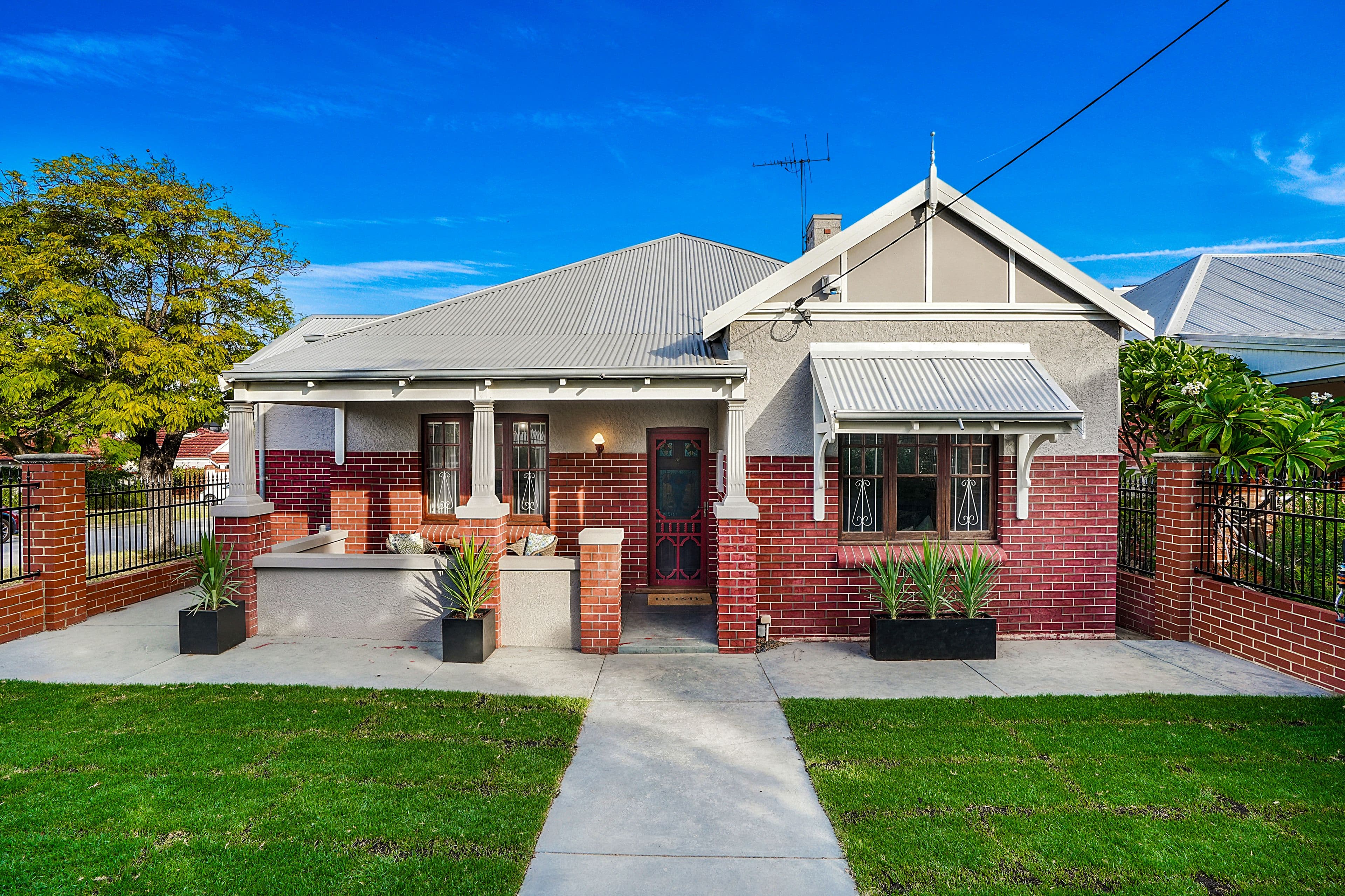 131 Anzac Road, Mount Hawthorn WA 6016, Mount Hawthorn - Thumbnail 2